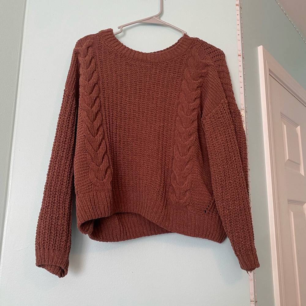 SO Women’s Cozy Brown Cable Knit Sweater
